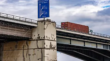 599205230