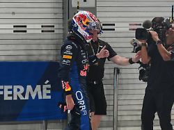 Red-Bull-Star muss noch zittern: Verstappen rast im nächsten Formel-1-Chaos auf Sprint-Pole