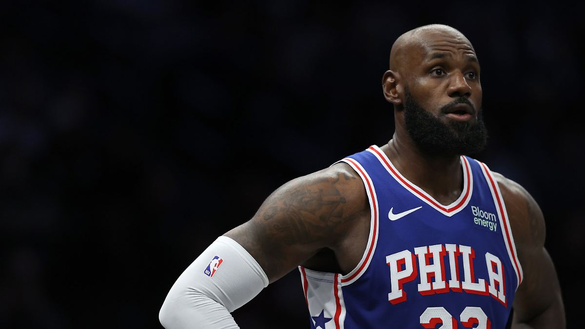 LeBron James debuts for Philadelphia 76ers in loss to Brooklyn Nets