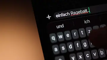 624099433