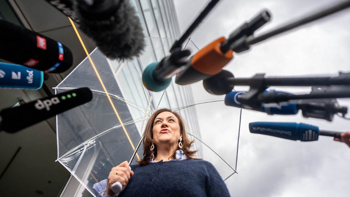 CDU begins two-day talks after election losses and weak polling