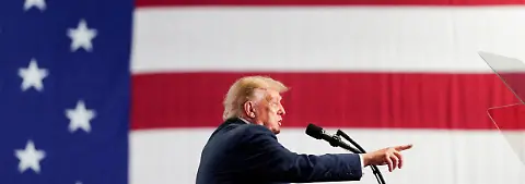 2026-10-10T021841Z_1996655608_RC200OAGSZ0F_RTRMADP_3_USA-TRUMP