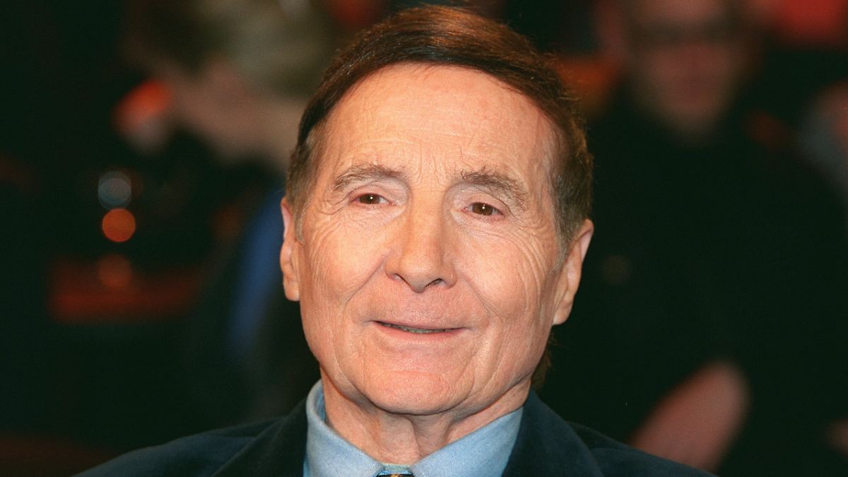 Freddy Quinn, 95, to Return to the Stage for a Small Circus After 20 Years Away