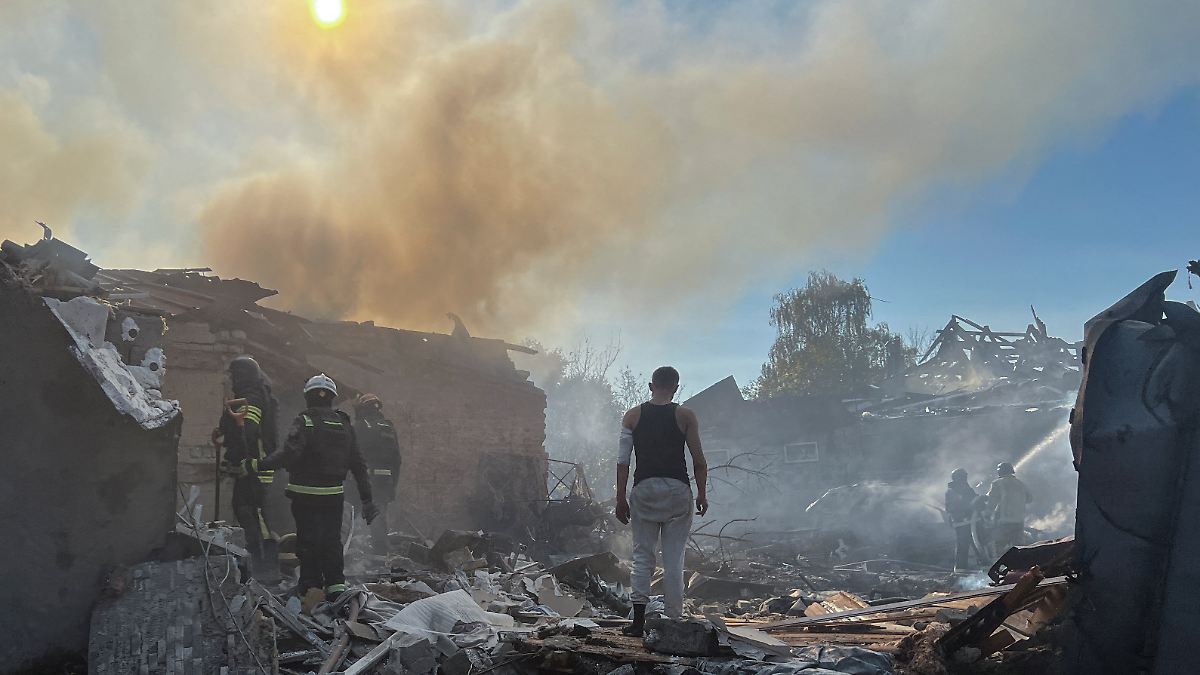 Ukraine says Russian strikes hit energy sites after Trump’s ceasefire announcement