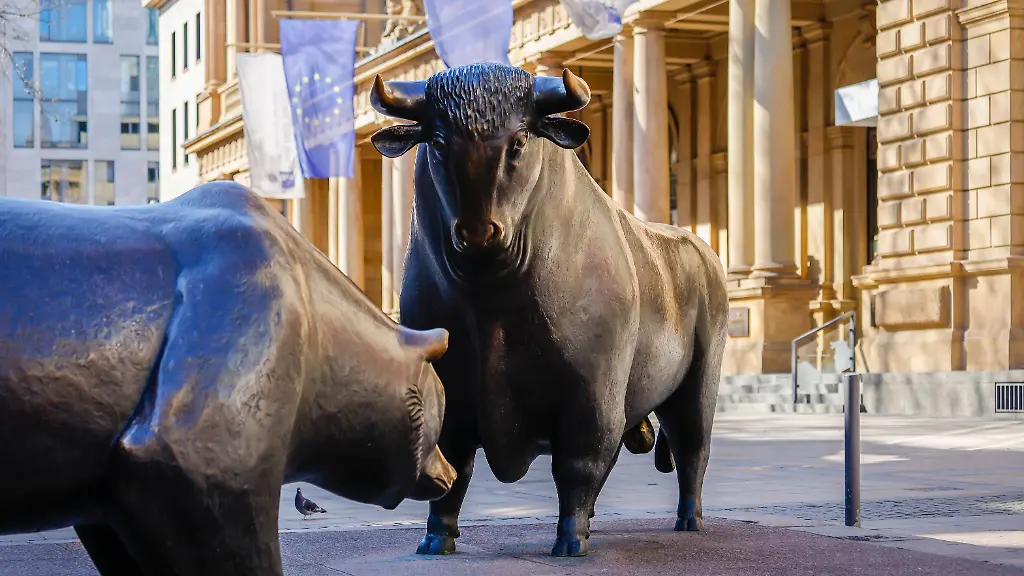 0d37d4fc52fd2dd9f6c98c8e7df4c303