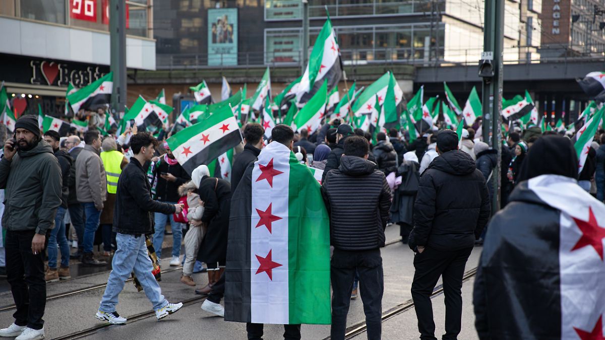 Syria: Dobrindt wants to revoke the protected status of 670,000 Syrians