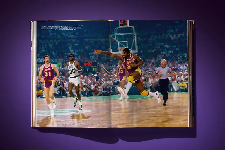 LA_LAKERS_VA_GB_OPEN001-126-127-X_02202