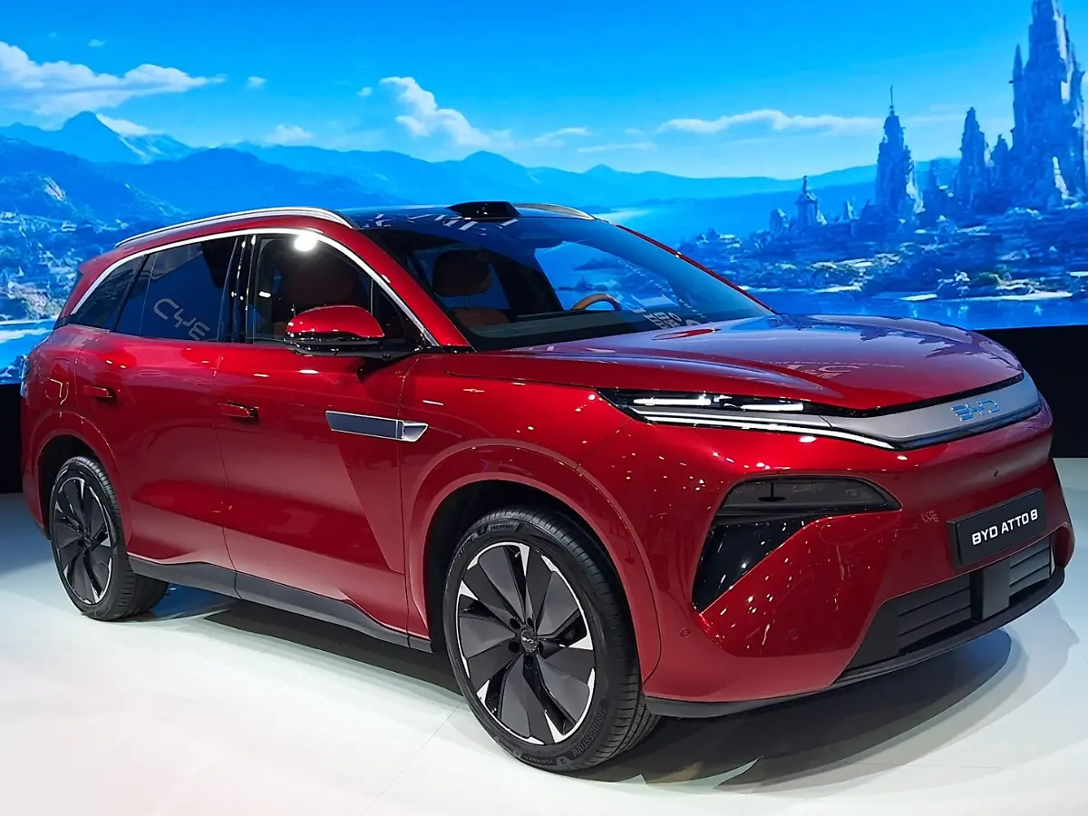 BYD zeigt Siebensitzer Atto 8 auf Autosalon Paris