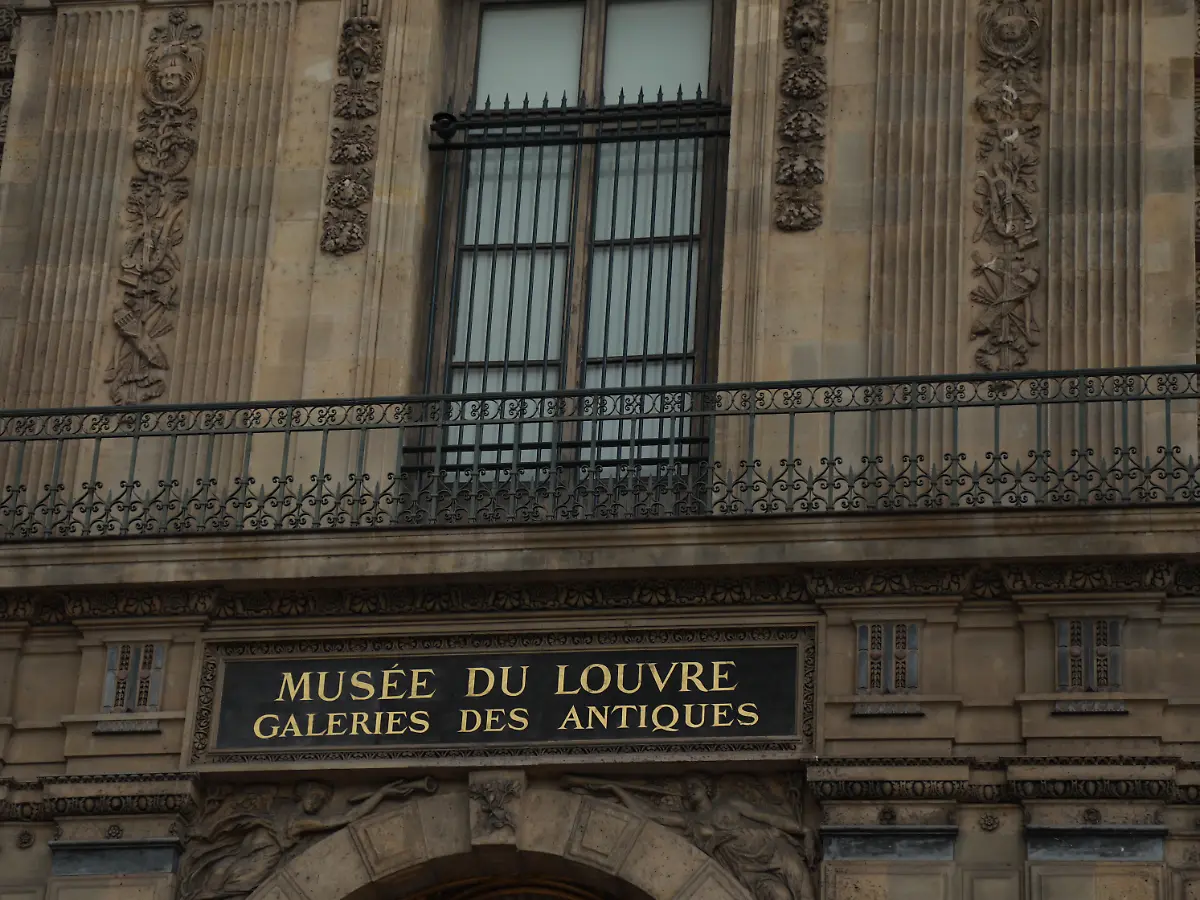 Minuten, die alles veränderten: Ein Jahr nach dem Louvre-Coup sind die Juwelen unauffindbar