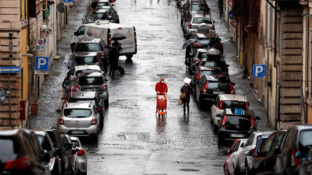 2020-04-03T103409Z-1590205685-RC2YWF93A0RH-RTRMADP-3-EUROZONE-ECONOMY-PMI