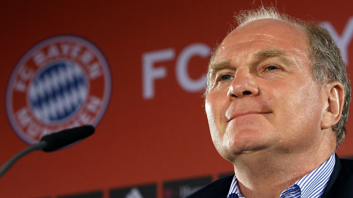 Das letzte Wort wird beim Rekordmeister aber weiterhin Uli Hoeneß haben - ob als scheidender Manager oder neuer Präsident.