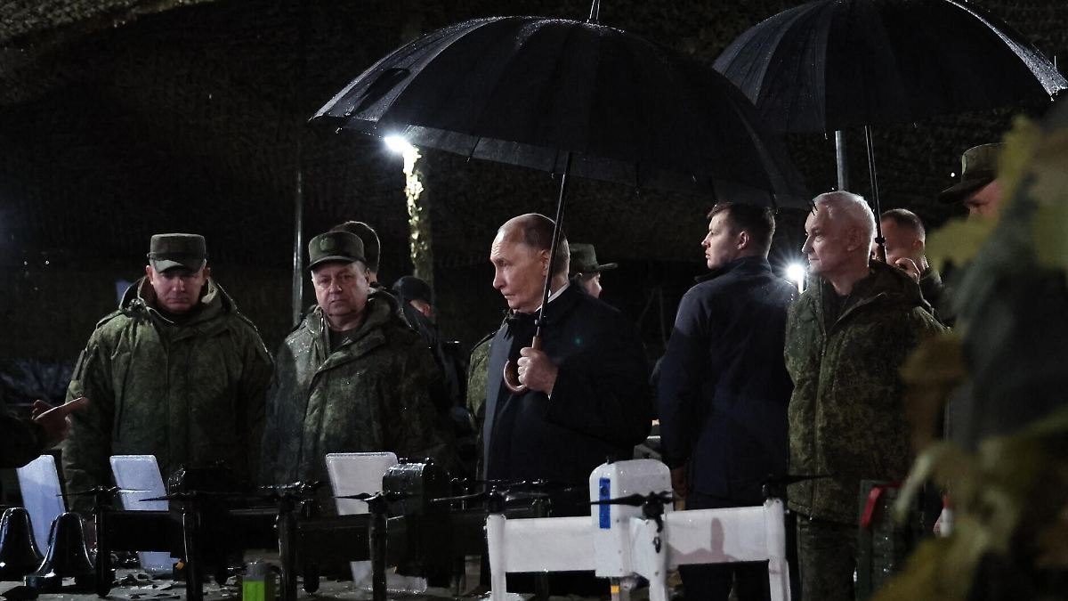 One War After Another: Khodorkovsky: Putin Won't Stop at Ukraine