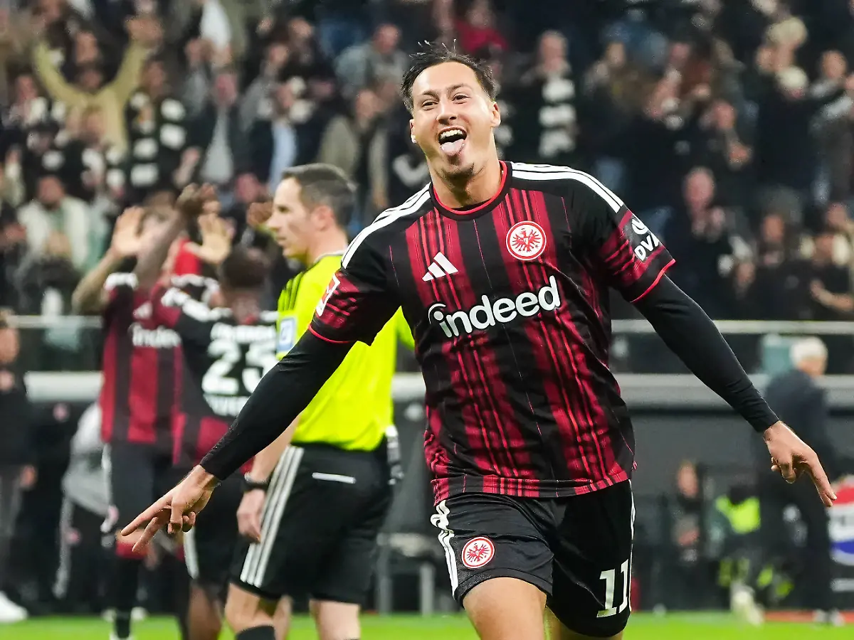 Eintracht Frankfurt siegt gegen 1. FC Köln – Stadion danach geräumt