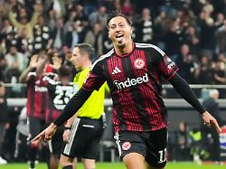 Befreiungsschlag nach Desaster: Ebnoutalib erlöst Eintracht Frankfurt