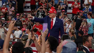 2026-10-16T231548Z_1669657439_RC2M4OAUHP0F_RTRMADP_3_USA-ELECTION-TRUMP