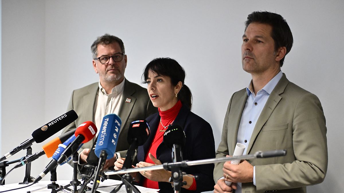 Sondierungspapier vorgestellt: Rot-Grün-Rot steht vor ...