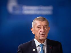 Opposition verteidigt Mehrheit : EU-Kritiker Babis kassiert Schlappe bei Senatswahl in Tschechien 