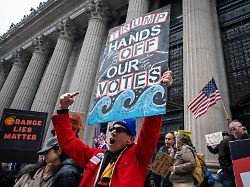 Von New York bis Los Angeles: Landesweite "No Kings"-Proteste - Tausende US-Bürger demonstrieren gegen Trump