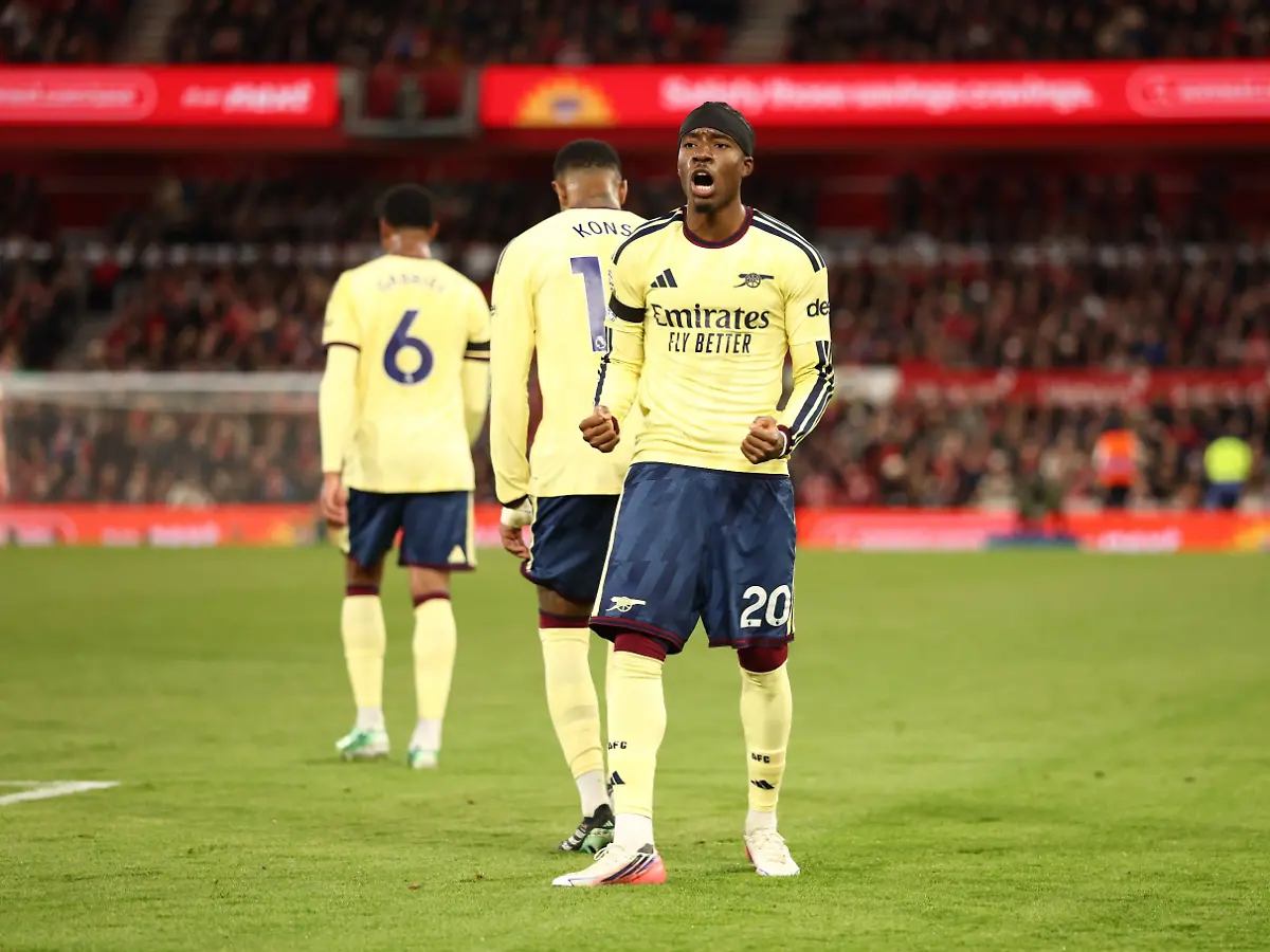 Arsenal müht sich zum Sieg, Bayern zerlegt Leipzig