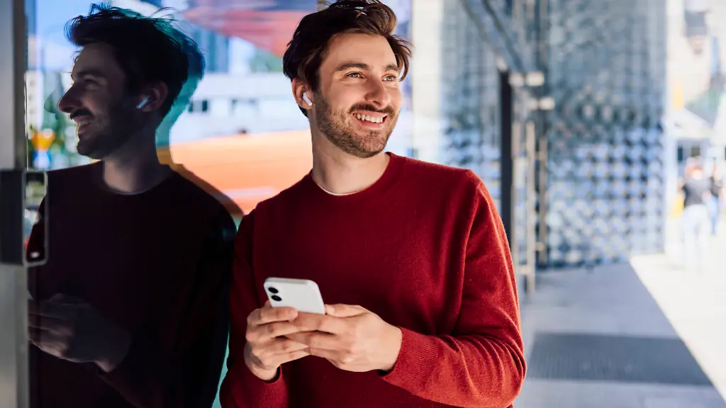 mann_mit_smartphone