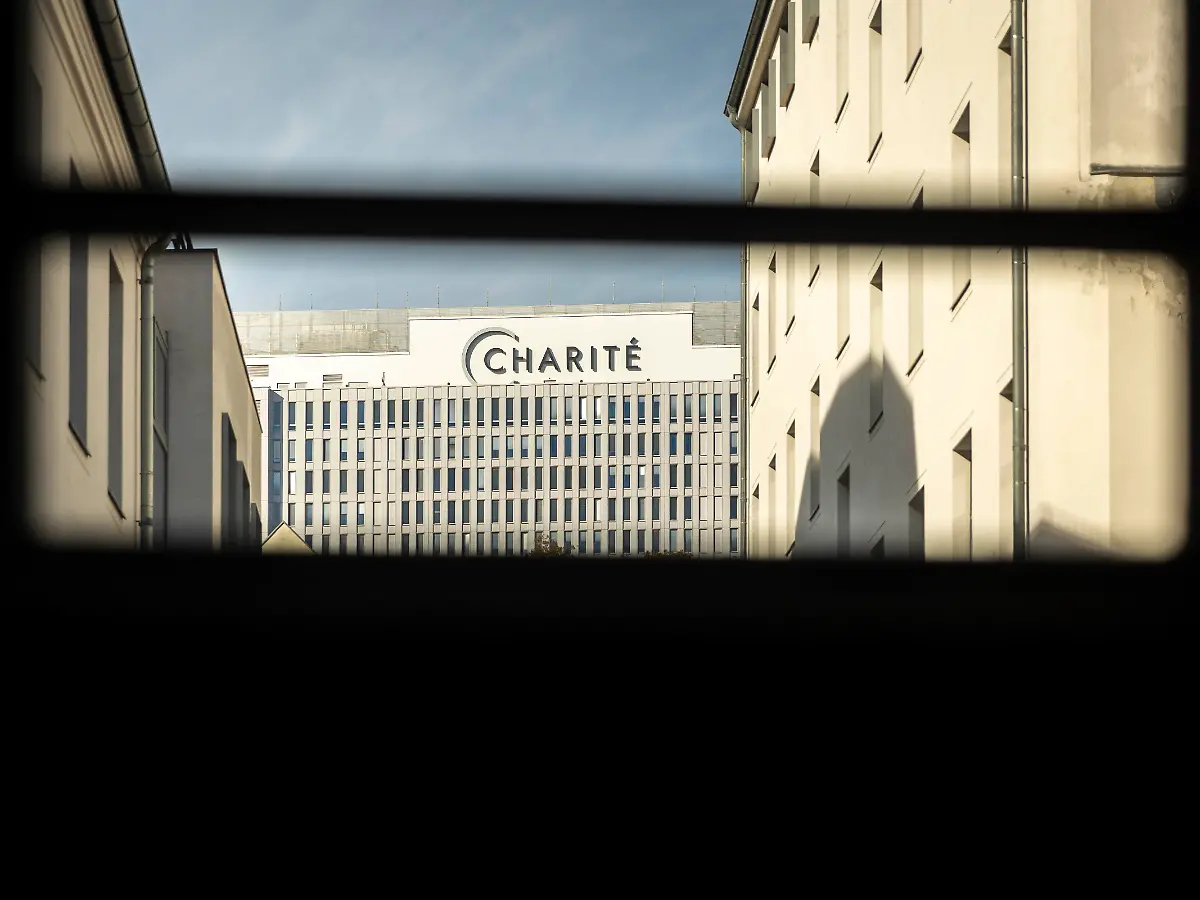 Reform "ändert die Regeln": Charité-Chef: Sparpaket sorgt für "massiv mehr Bürokratie"