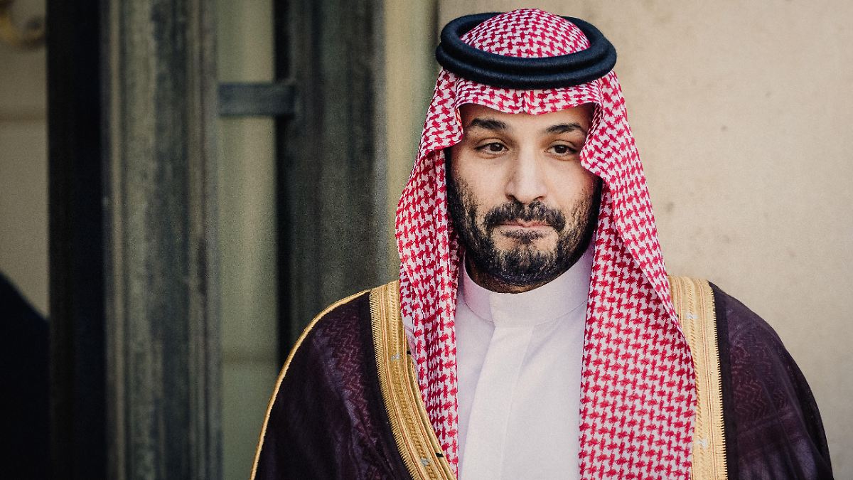 Saudi airport reopens to limited flights after deadly attack elsewhere
