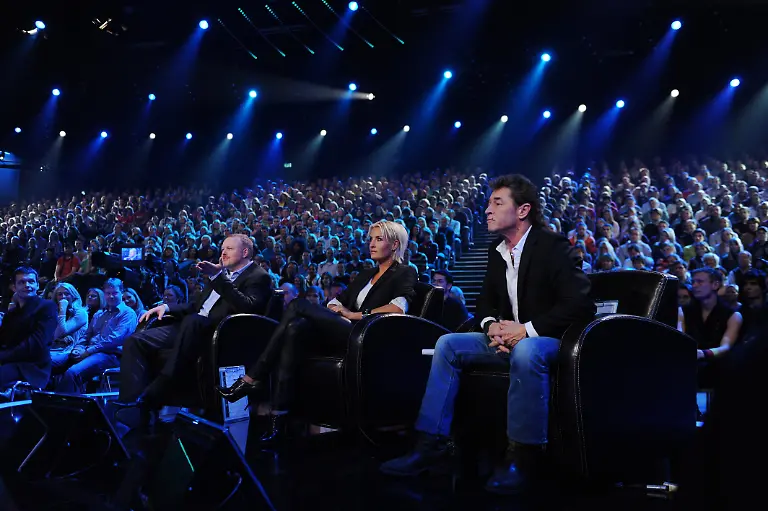 17362700