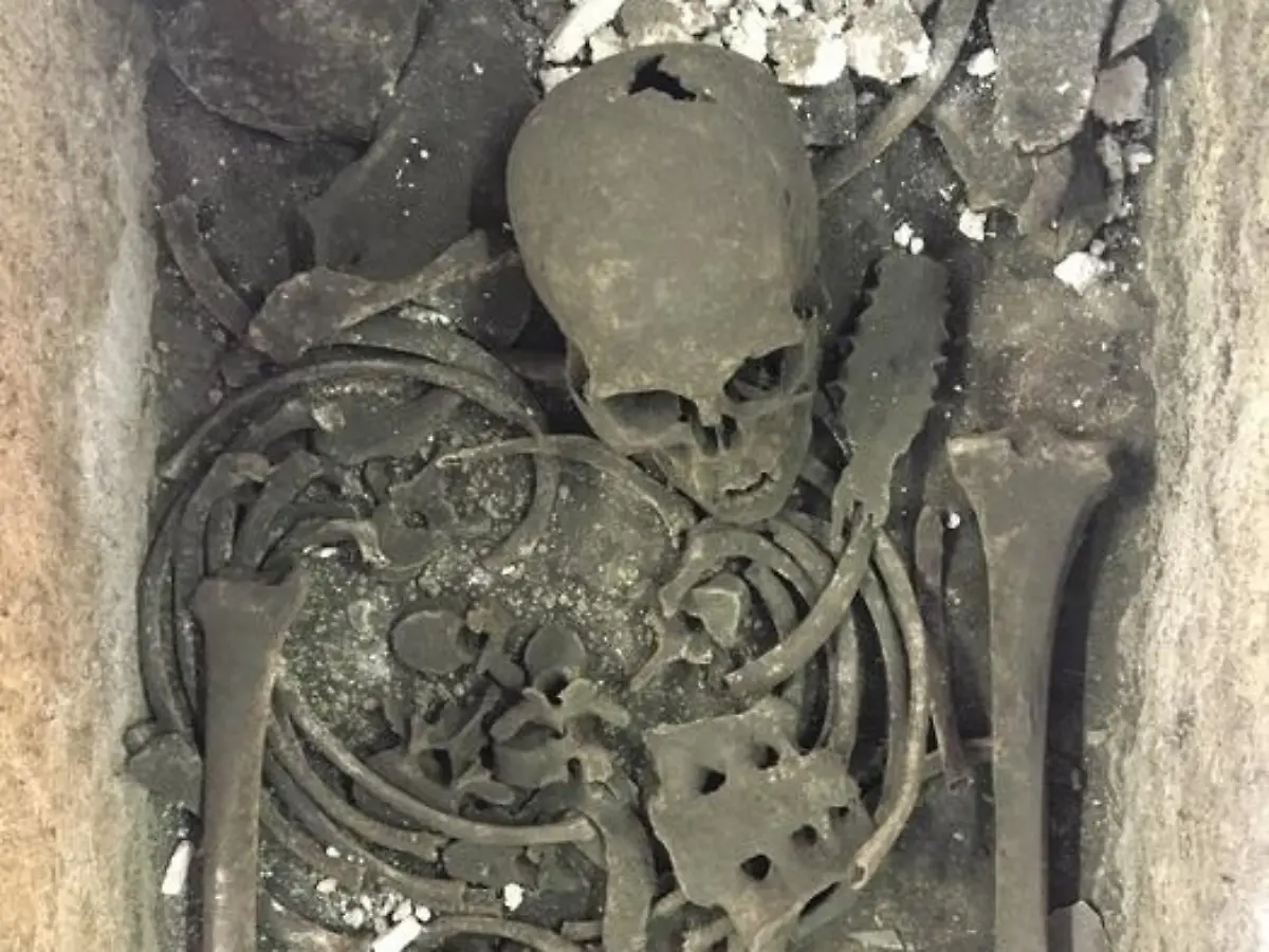 Archäologe löst 150 Jahre altes Rätsel um Sarkophag in Westminster Abbey