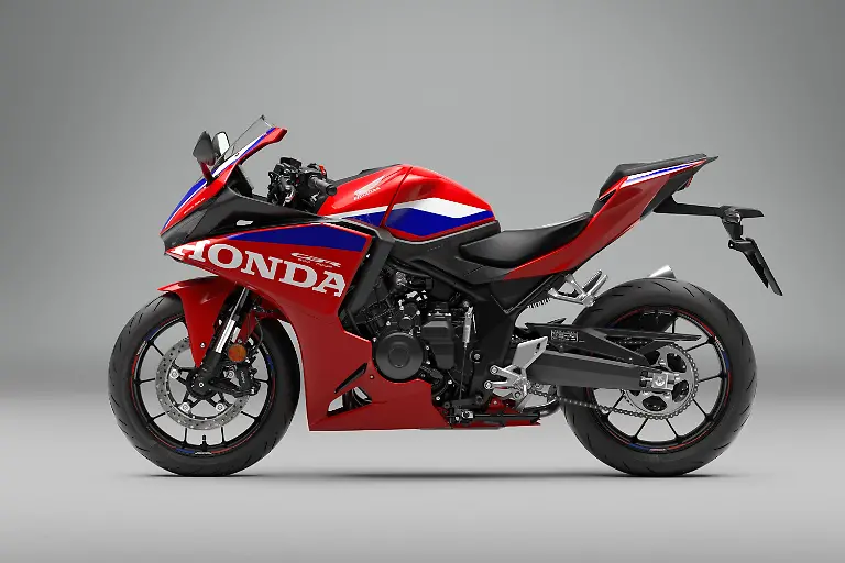 590080_27YM_Honda_CBR500R_FOUR