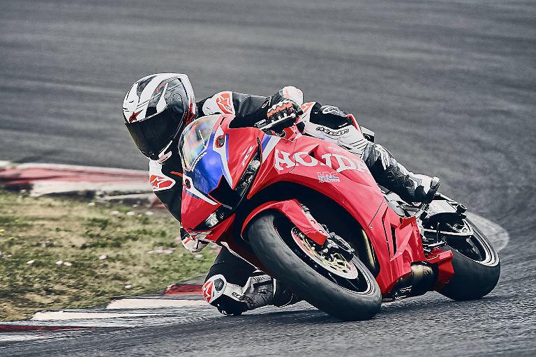 590118_27YM_Honda_CBR600RR (1)