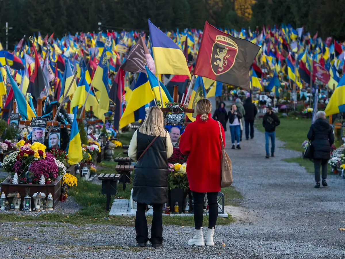 "Selbstmörderische Taktik": Ukrainische Großstadt ruft "Jahr der UPA" aus - Polen reagiert wütend