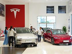 Trotz Gewinneinbruch: Tesla enttäuscht die Wall Street nicht