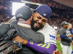 Besonderes MLB-Finale: Kluge Baseball-Zwerge blamieren die 300-Millionen-Dollar-Giganten