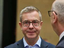 Parteimitglied löscht Post: Berliner CDU-Chef schweigt zu "Polizeiknüppel"-Aussage