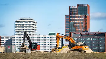 623270509
