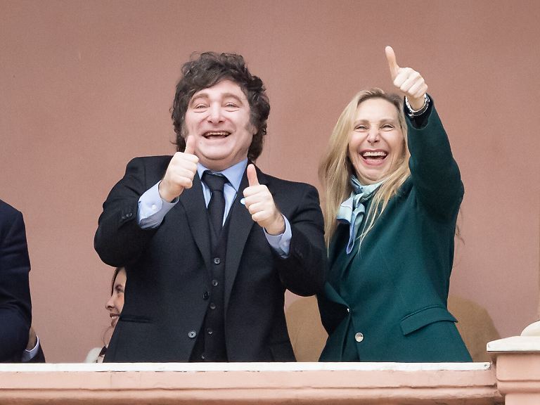 Court halts investigation of Milei and his sister over the $LIBRA case