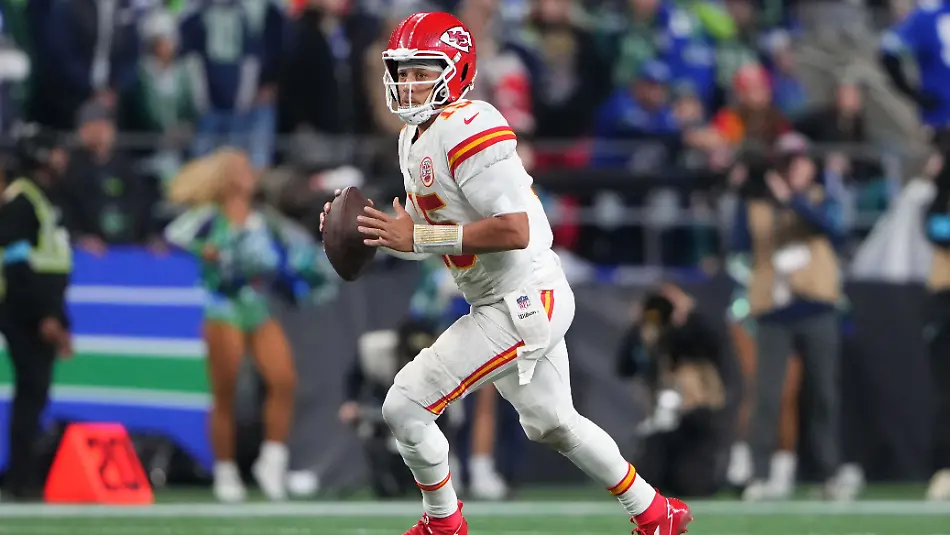epi_1095525213_DPA AP_lkg5cpitg3-v1-ax-ms6144.jpeg_Chiefs Seahawks Foot