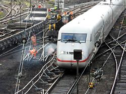 Nach Bombenfund: Bahn zwischen Hamburg und Berlin rollt wieder