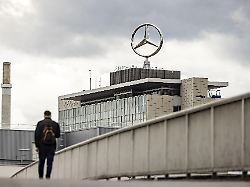 Keine Verbesserung zum Vorjahr: Mercedes-Benz stutzt Gewinnprognose überraschend zurecht