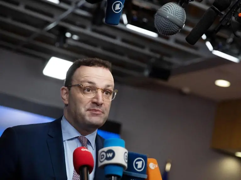 Jens-Spahn-CDU-Bundesgesundheitsminister-gibt-ein-Pressestatement