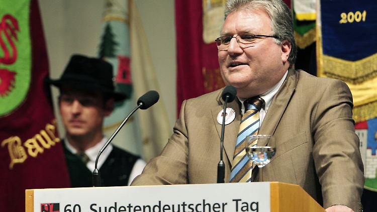 Franz Pany sagte über die Präsidentin des Vertriebenenbundes, Erika Steinbach, sie sei "die Jeanne d'Arc der deutschen Heimatvertriebenen".