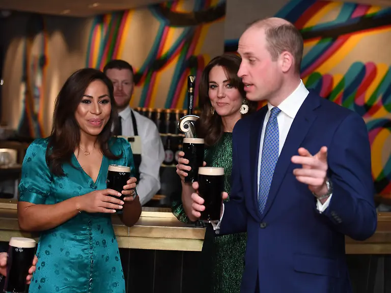 2a3df9fca9468f9f3d85695098308185