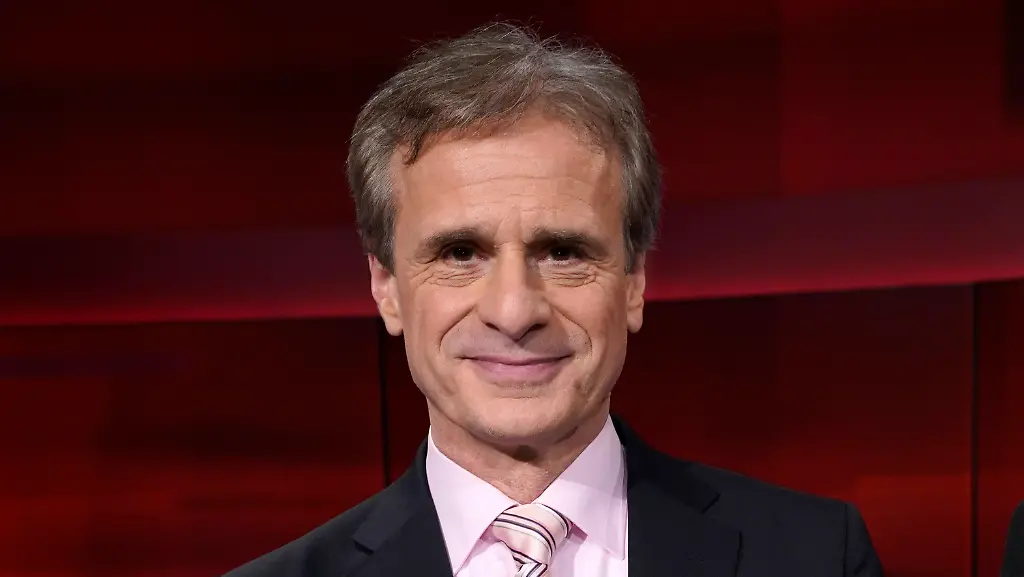 35d74ed86953d4616aee4fde01160ab0