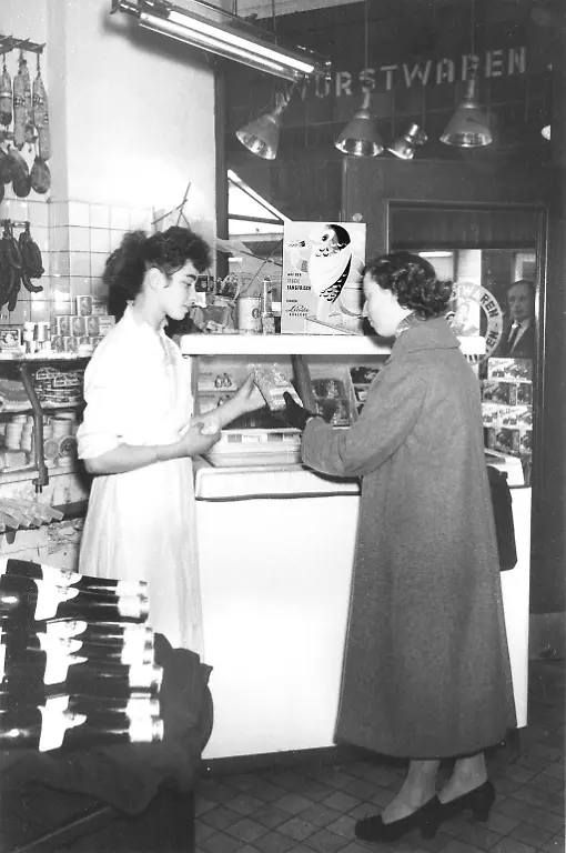 historie-zweifrauenvortktruhe-Copyright-dti