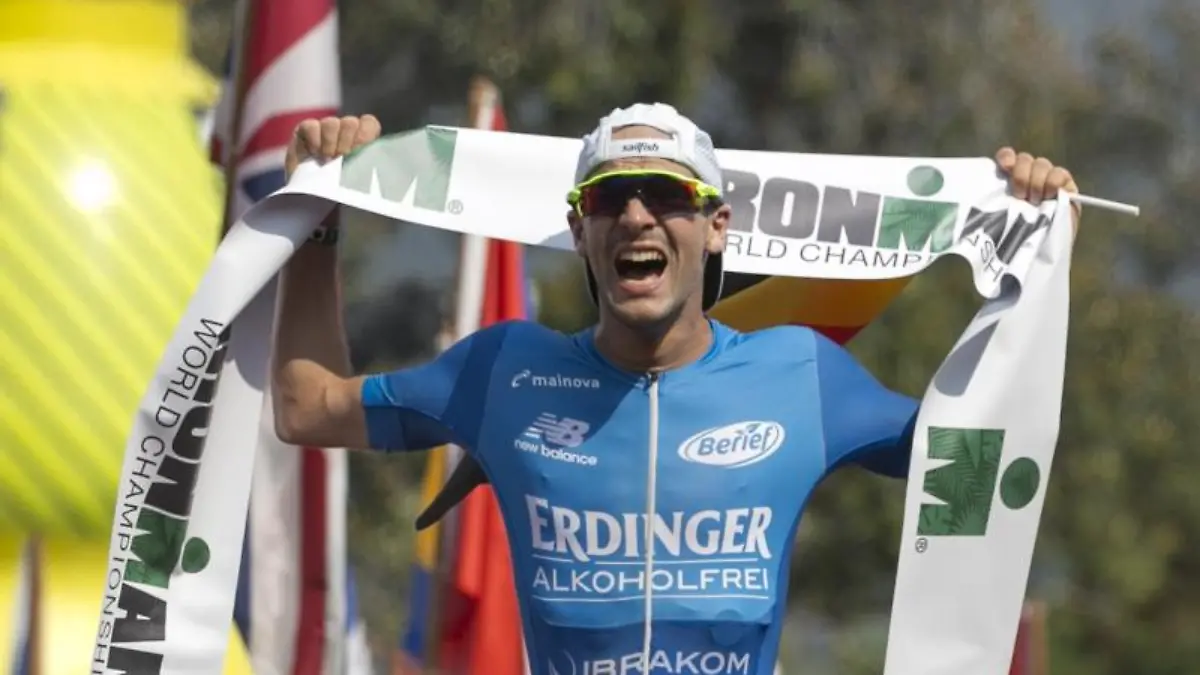 Patrick-Lange-bei-seinem-Sieg-bei-der-Ironman-WM-in-Hawaii