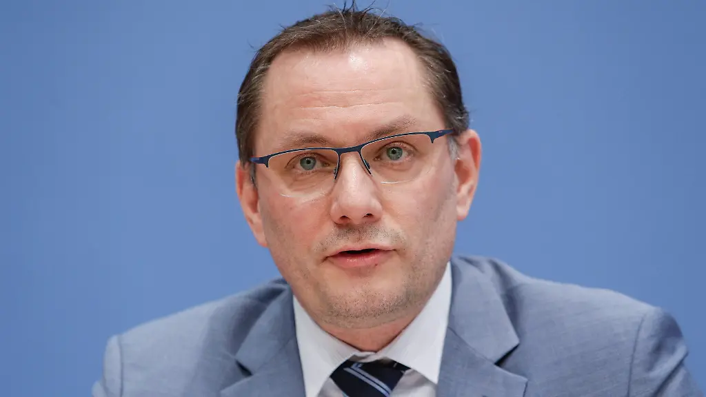 139c2fd4e28e325895e692b0ab0fe7bf