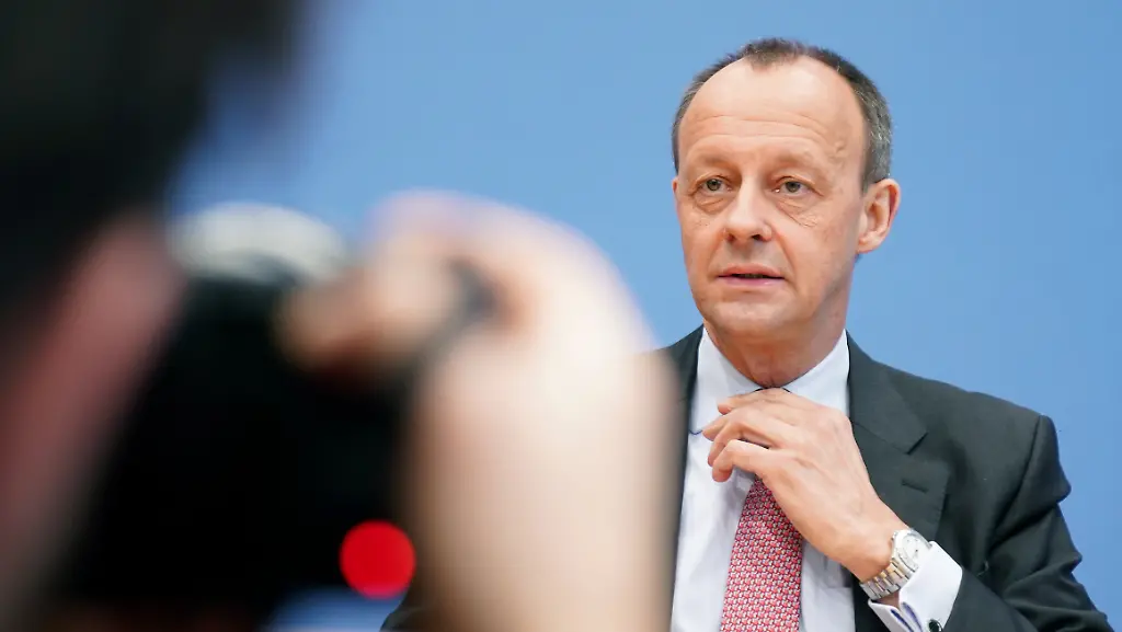 7deafa22d328dfcfe3504213d33d70dd