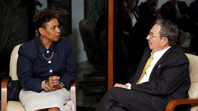 Anfang April empfing der kubanische Präsident Raul Castro eine US-Parlamentarierdelegation unter Leitung von Barbara Lee.