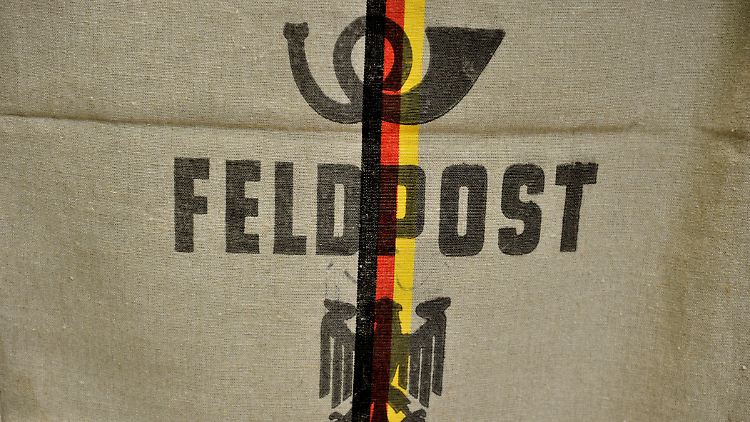 Jeden Tag schreiben Soldaten aus dem Feld.