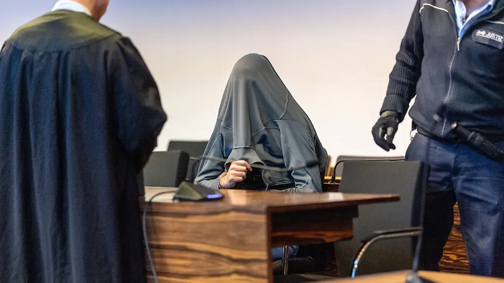 1fbee5dcdd343b0ebb59fdbf44093cc7